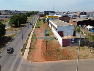 Galpo para Locao, em Braslia, bairro Setor de Materiais de Construo (Ceilndia), 2 banheiros, 10 vagas